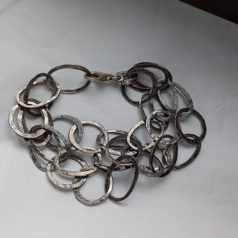Silpada Retired B1939 Sterling Silver Hammered 3 Strand Oval Link Bracelet